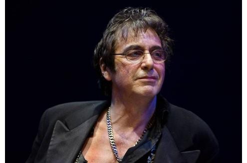 ...im Stück Salome. Verfilmte Theaterstücke hat Pacino auch...