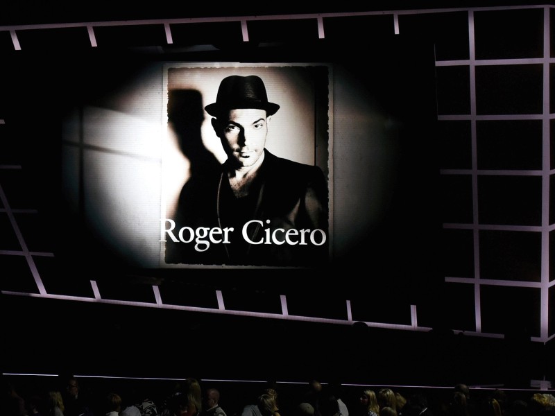 Der Musiker war vor seinem Tod gerade wieder durchgestartet, nachdem er zuvor wegen Erschöpfung eine längere Pause einlegen musste. Im April wollte er seine ausverkaufte Tour „Cicero sings Sinatra“ fortsetzen. Kurz nach seinem Tod platzierten sich gleich fünf Alben des Sängers in den Charts.