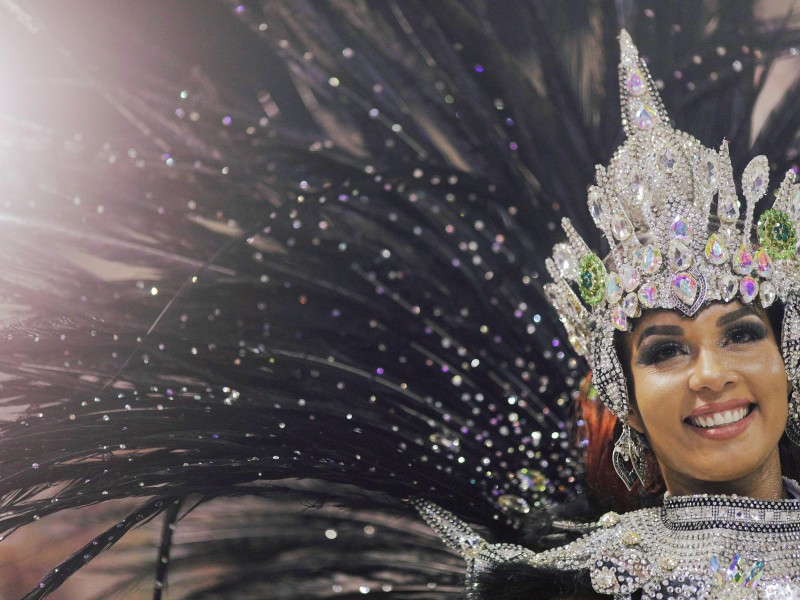 So feiern die Brasilianer Karneval in Rio.
