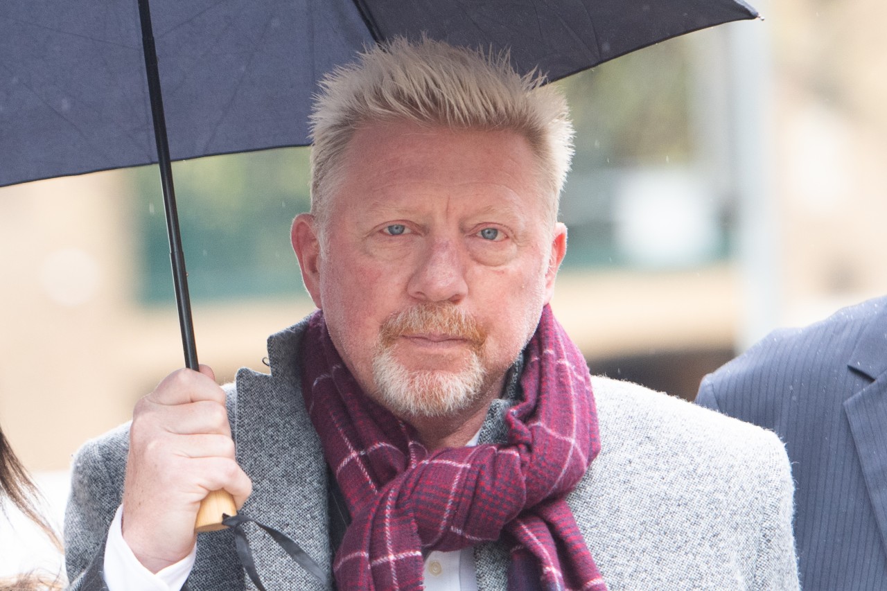 Boris Becker am 6. April 2022 auf dem Weg zum Gericht.