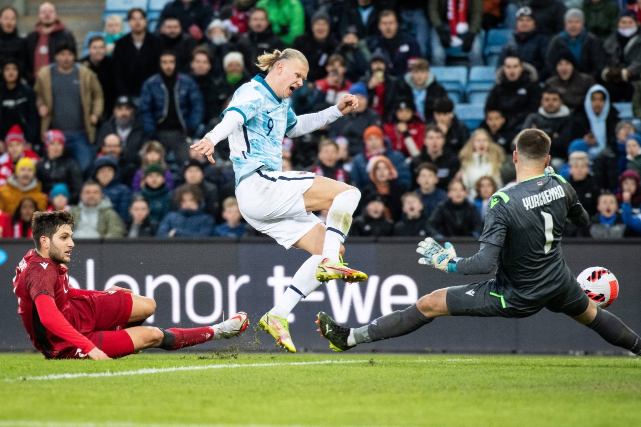 Erling Haaland hat sich beim Länderspiel gegen Armenien verletzt.