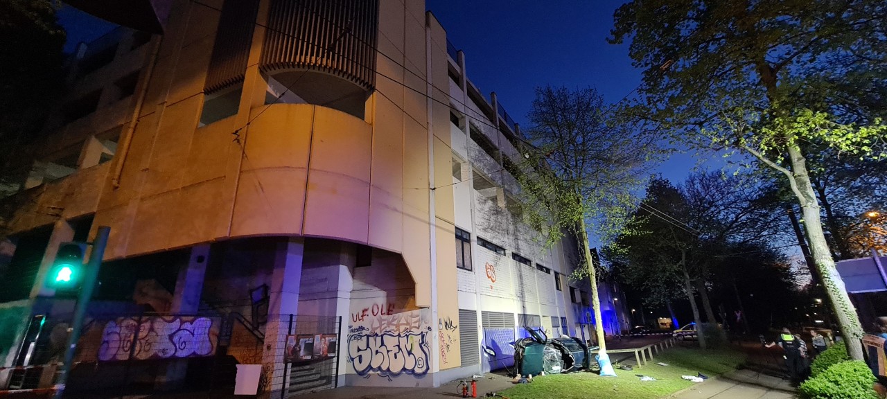 Essen: Zwei Teenager haben den Sturz aus einem Parkhaus nicht überlebt.