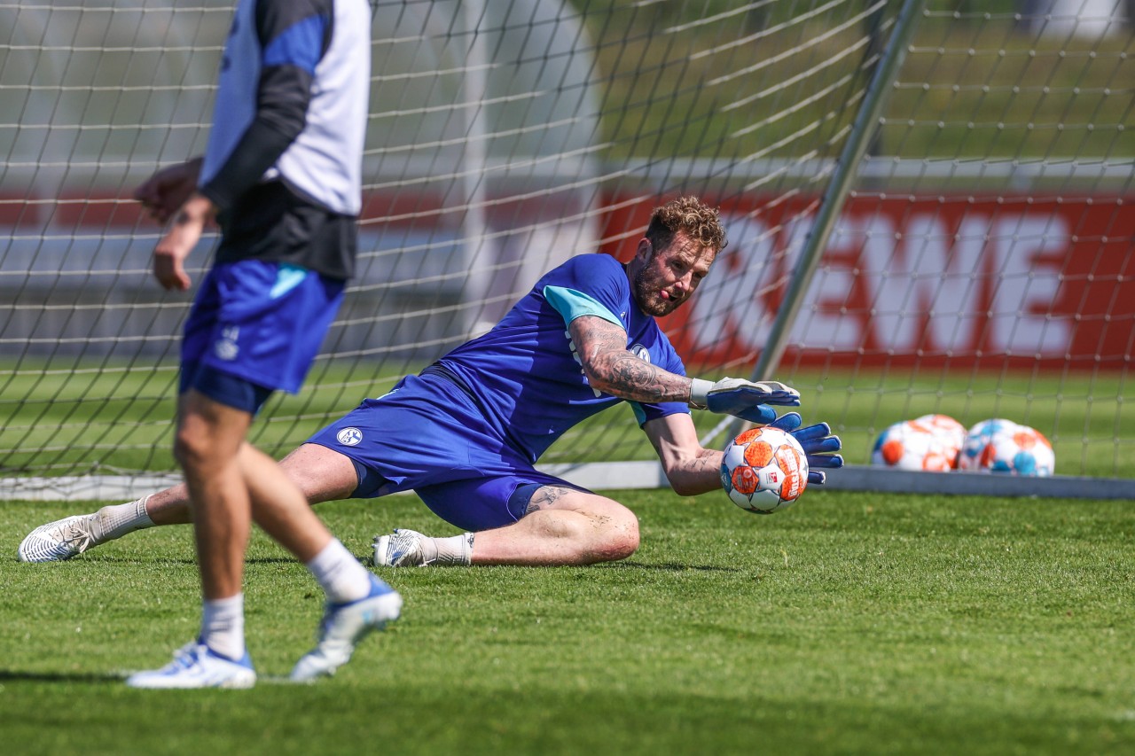 Ralf Fährmann im Training von Schalke 04.