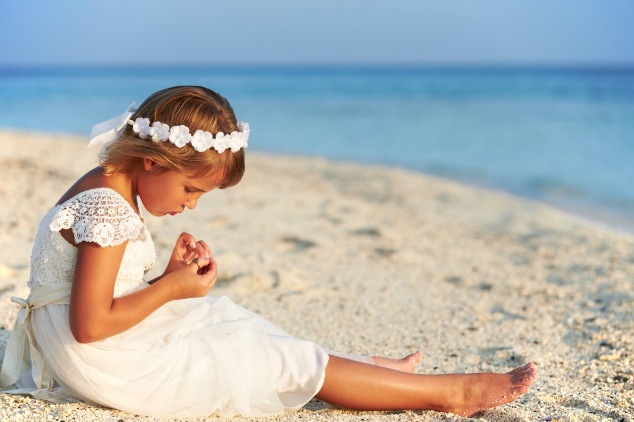 Braut will Nichte nicht als Blumenmädchen auf ihrer Hochzeit – der Streit eskaliert. (Symbolbild)