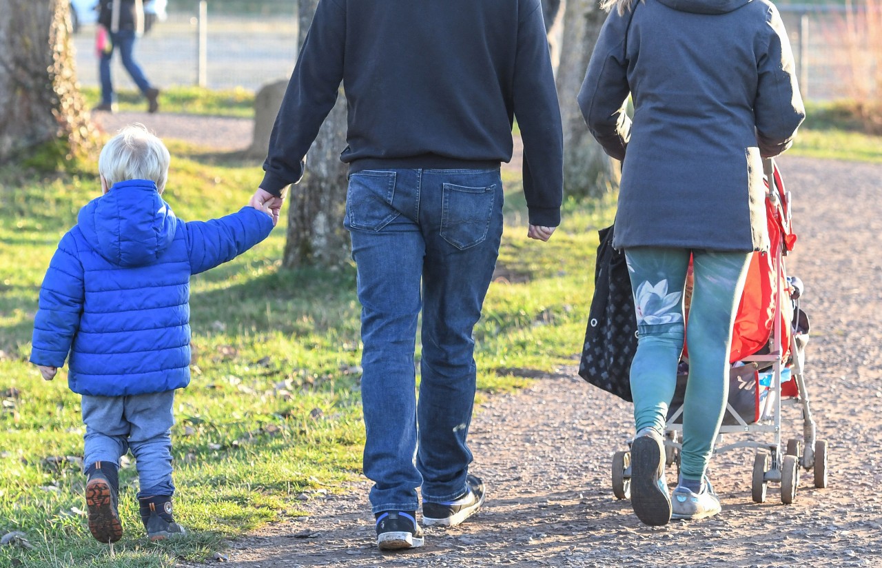 Wann kommt das Kindergeld im April? 