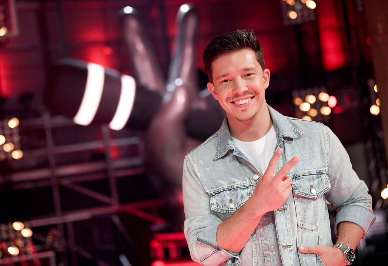 Nico Santos sitzt Samstag bei „The Masked Singer“ im Rateteam.