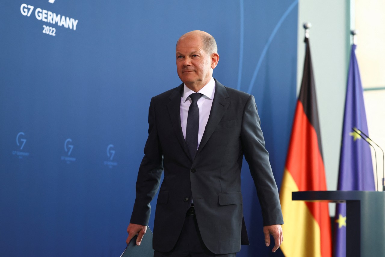 Kanzler Olaf Scholz steht unter Druck wegen seiner Ukraine-Politik. 