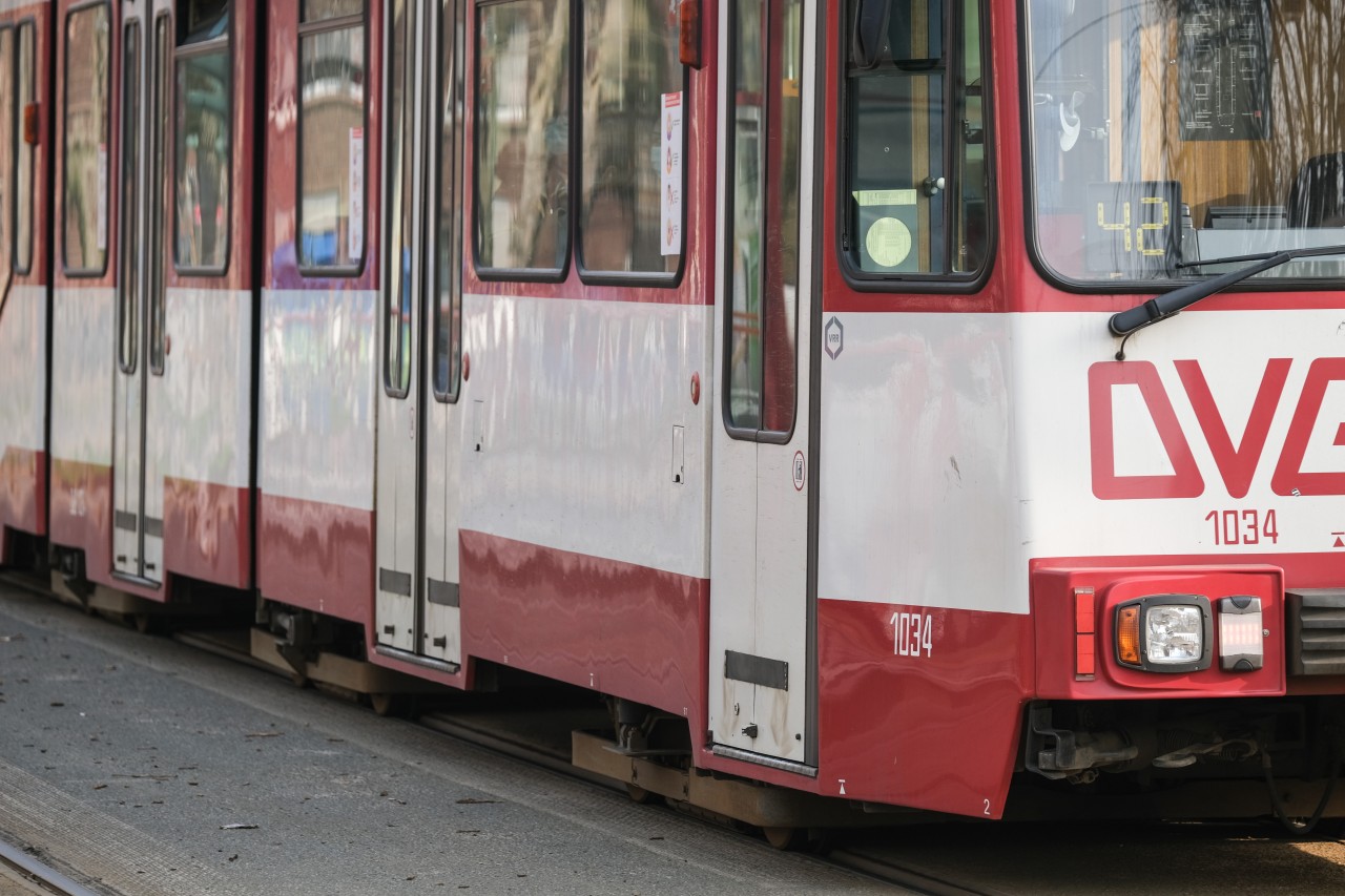 In Duisburg wurde eine Straßenbahnfahrerin attackiert (Symbolfoto).