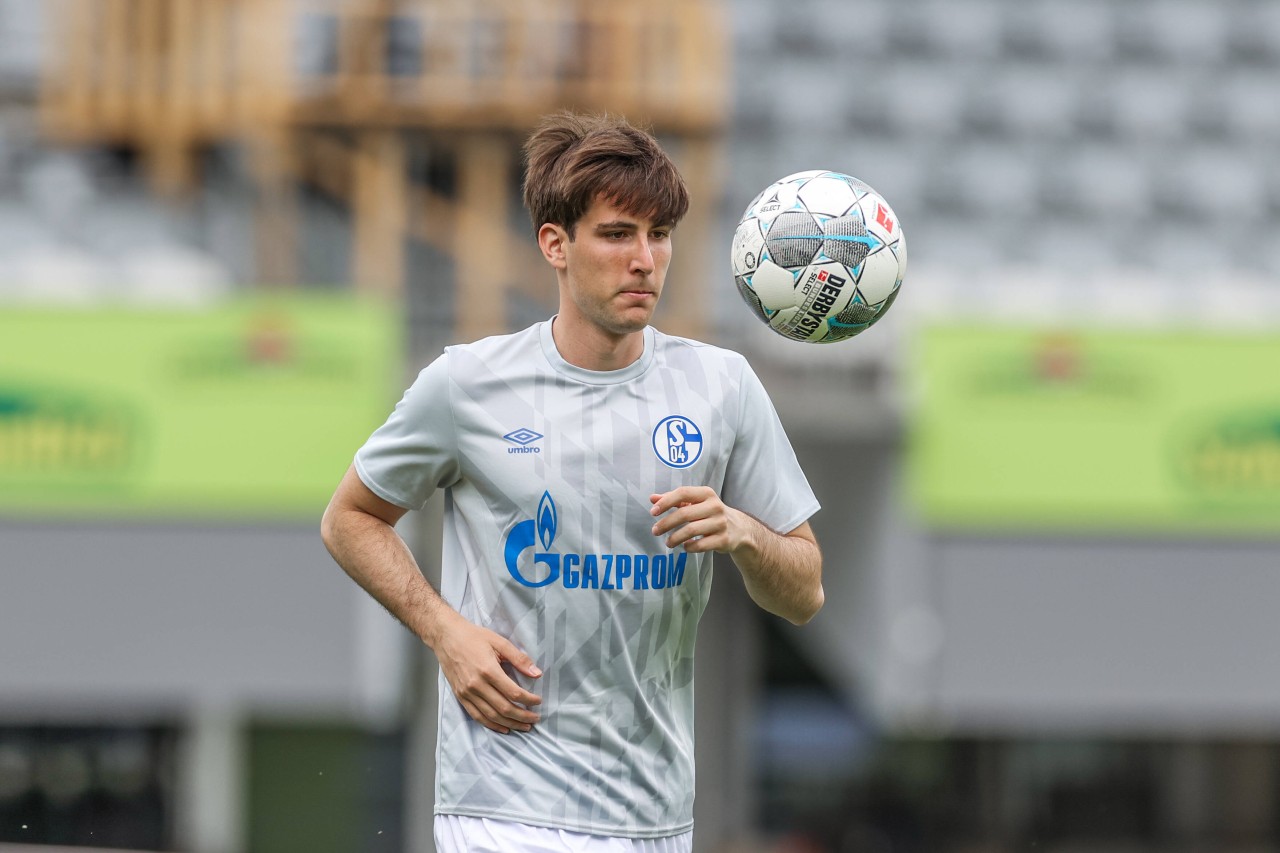 Beim FC Schalke 04 lief nicht viel zusammen. Jetzt ist Juan Miranda spanischer Pokalsieger.