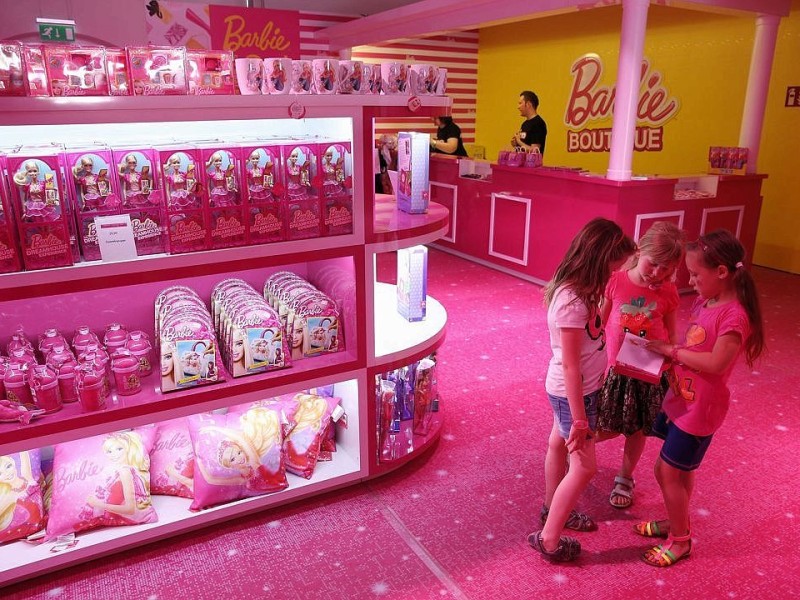 Die Barbies Dreamhouse Experience in Berlin. Auf 2500 Quadratmetern können Fans der blonden Puppe alles Neue rund um Barbies Leben entdecken.