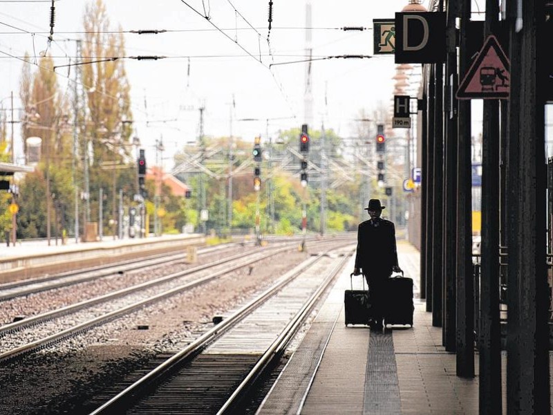 Der menschenleere Hauptbahnhof in Dresden.