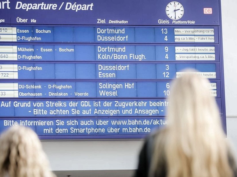 Auch am Hauptbahnhof in Duisburg fallen Mittwoch viele Züge aus.