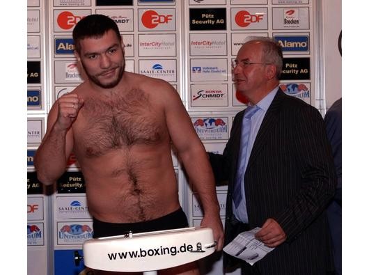 „Mister Boxing” macht Schluss. Über 30 Jahre hat Jean-Marcel Nartz bei fast jedem Profi-Boxkampf in Deutschland seine Finger im Spiel gehabt und als so genannter Matchmaker bei 272 Kampftagen die Gegner der Stars ausgesucht. Foto: Imago
