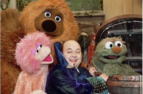 2001 war das, als Dirk Bach sich in die Gesellschaft von Samson, Tiffy und Rumpel begab. © NDR/St. HH/2001