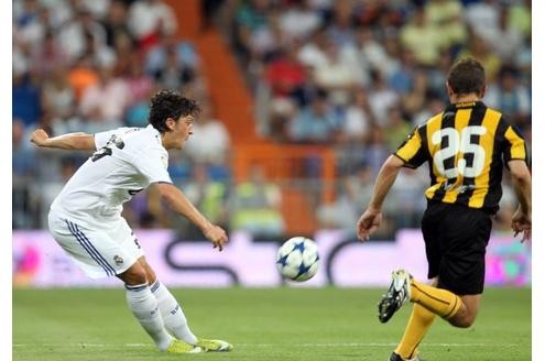 Der Wechsel von Mesut Özil zu Madrid gehörte zu den spektakulärsten Wechseln in Europa. Der Nationalspieler im Real-Dress.