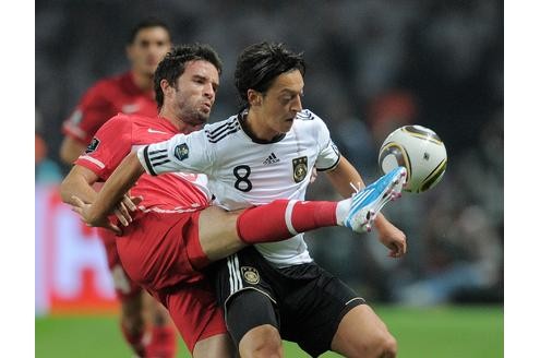 EM-Qualifikationsspiel Deutschland gegen Türkei, Endstand 3:0 (1:0).