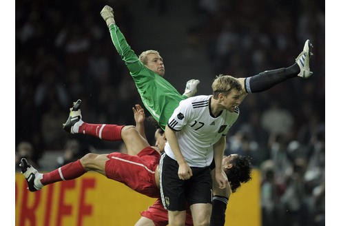 EM-Qualifikationsspiel Deutschland gegen Türkei, Endstand 3:0 (1:0).