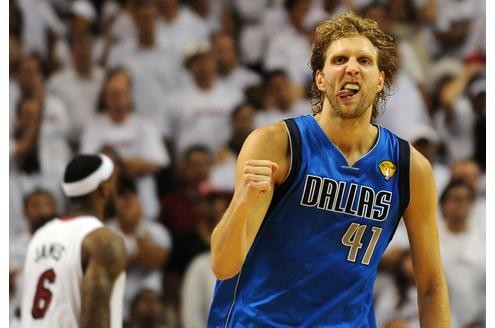 Chicago Tribune (USA): Nowitzki hat mehr getan, als sich als einer der 25 besten Spieler der Geschichte...