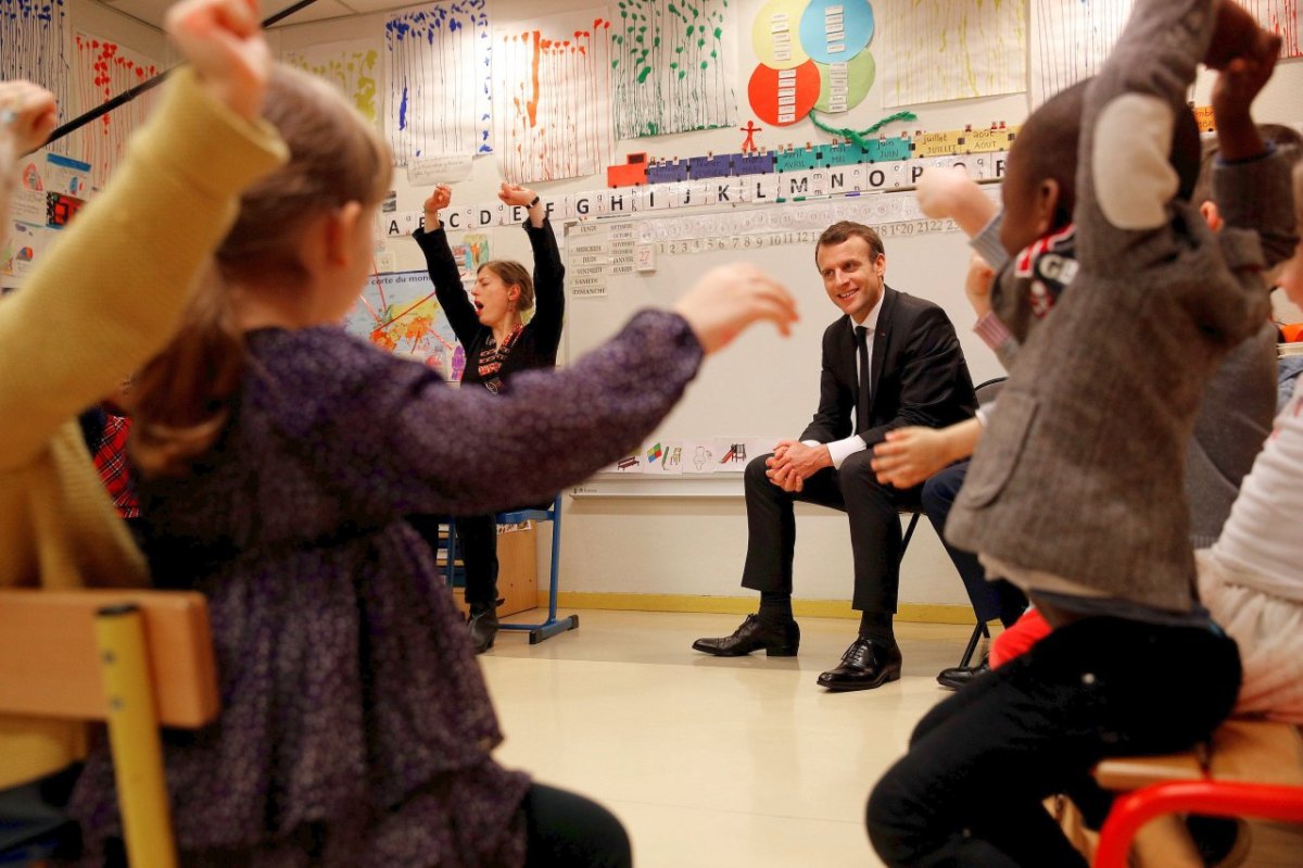 2018-03-27T120112Z_382193422_RC16B29FB740_RTRMADP_3_FRANCE-POLITICS-EDUCATION.JPG