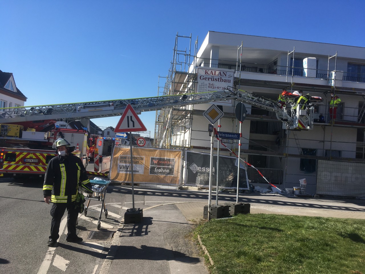 In Dortmund ist ein Arbeiter schwer gestürzt.