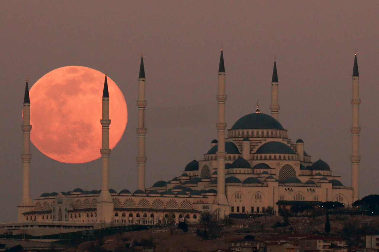 Zum Mond: Die Türken verfolgen in den kommenden Jahren große Raumfahrtziele. 