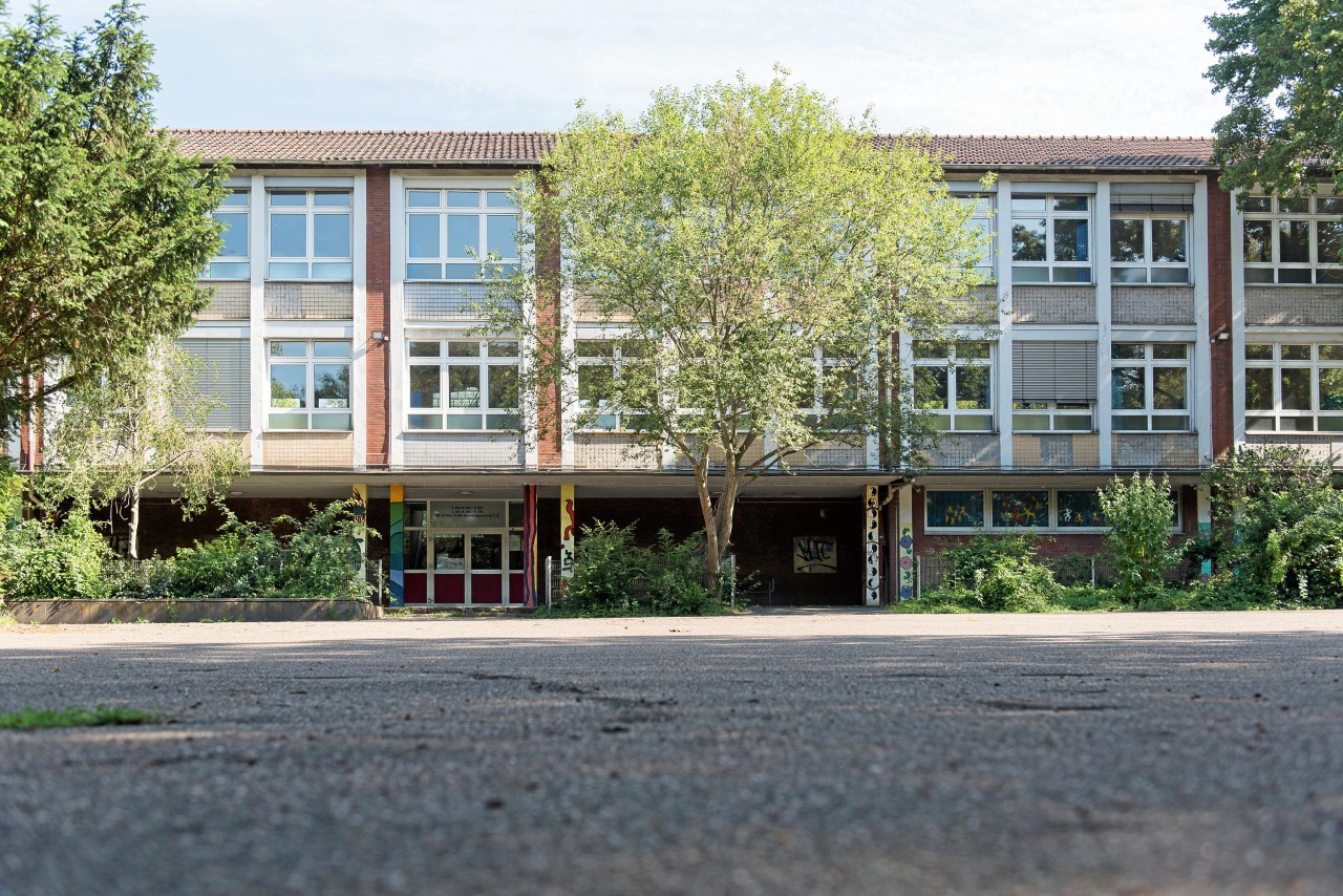 Duisburg: Bei der Gesamtschule Walsum ging am Dienstagabend eine Droh-Mail ein.