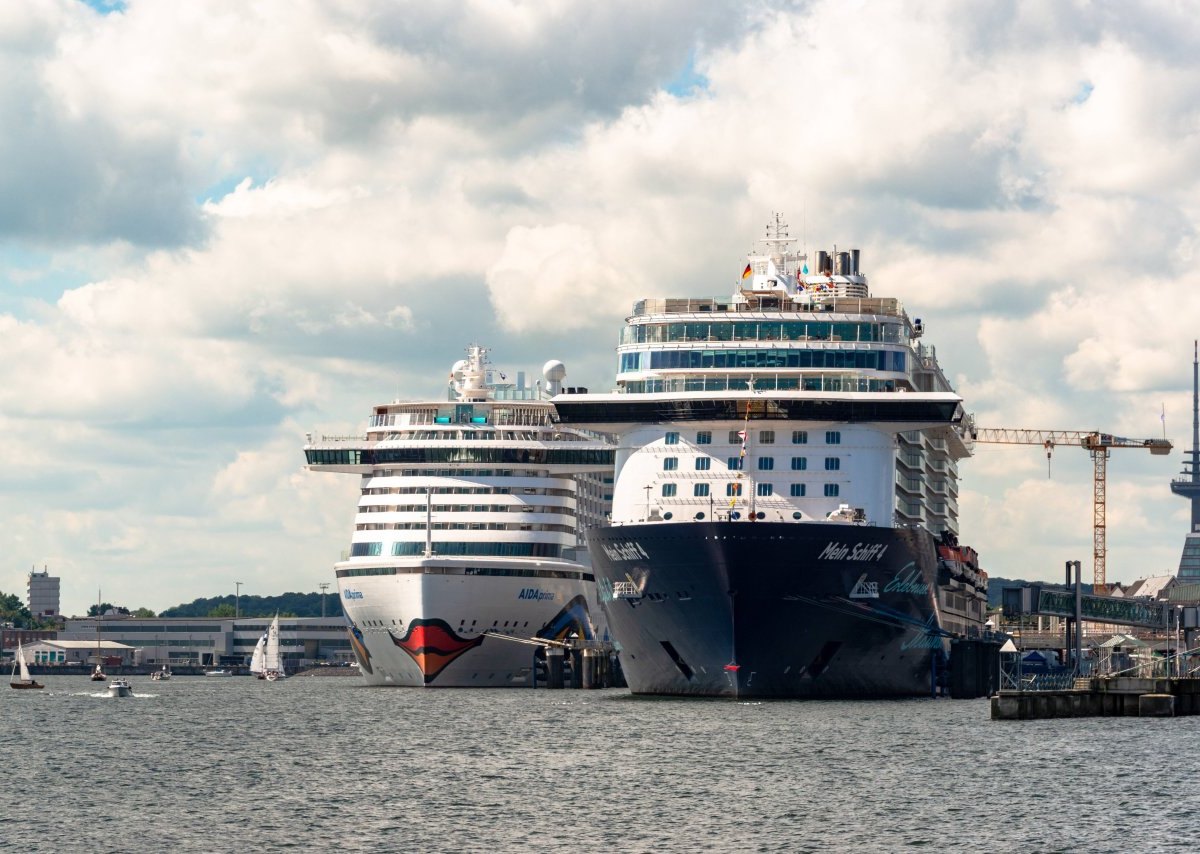 Aida und Mein Schiff.jpg