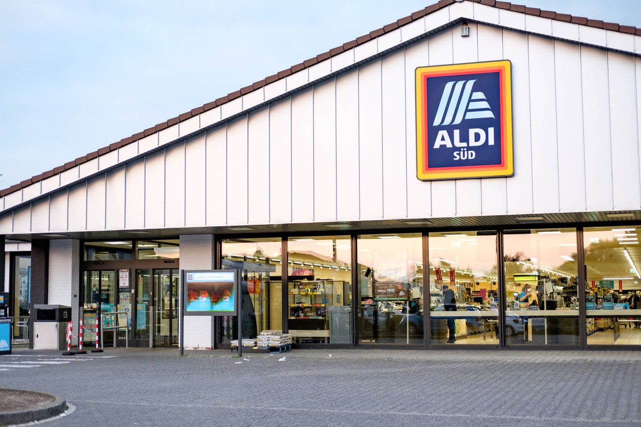 Aldi, Lidl und Co.: Schnell den Einkauf erledigen, ist an Weihnachten oft nicht so einfach. 