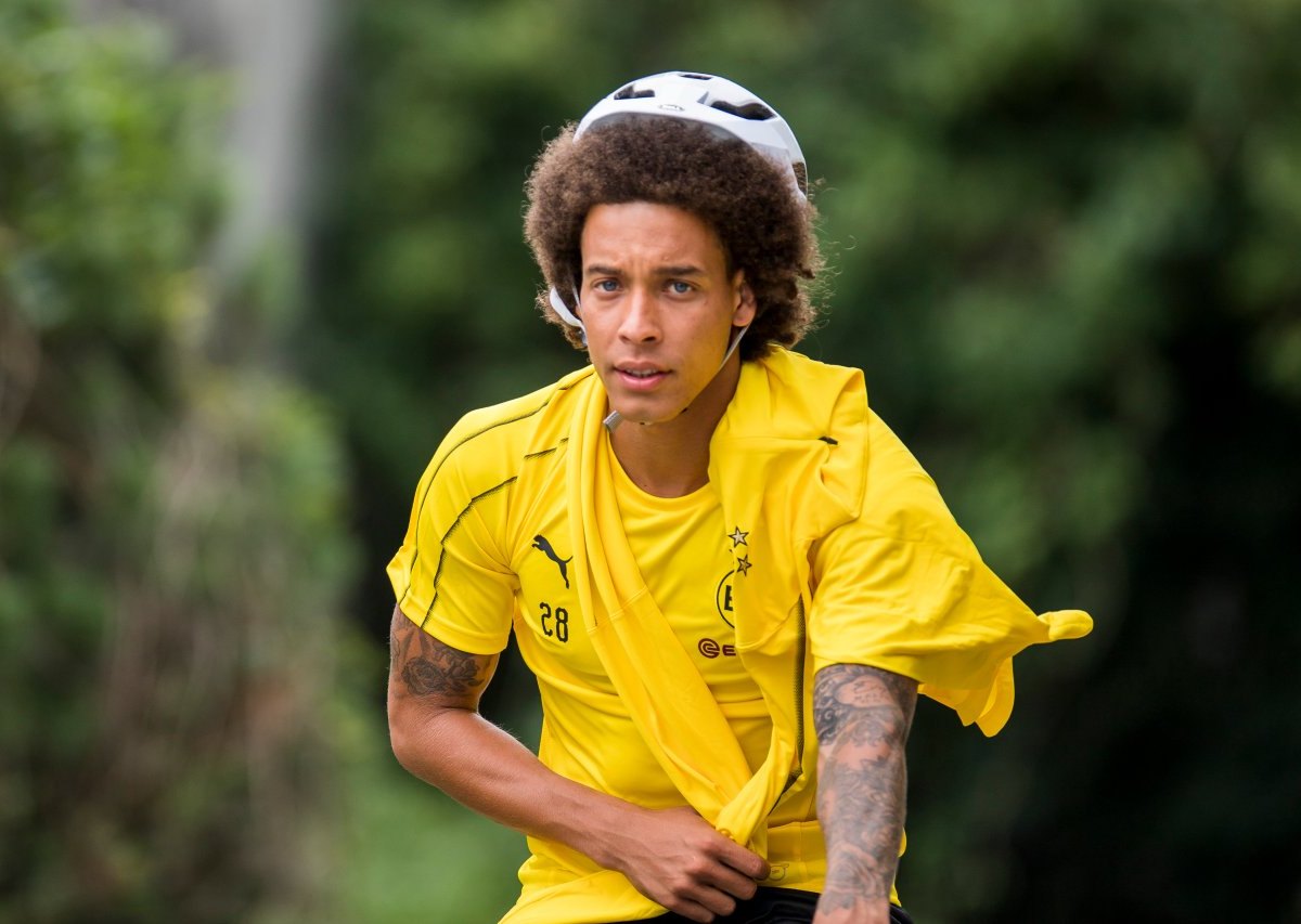 BVB-Axel-Witsel-Fahrrad.jpg