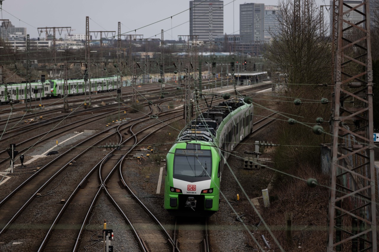 Die Deutsche Bahn in NRW investiert Milliarden. (Symbolbild)