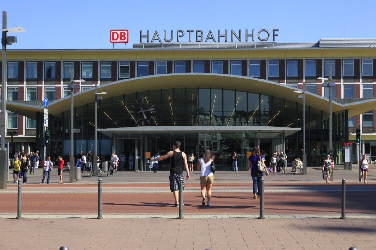 Bahnhof