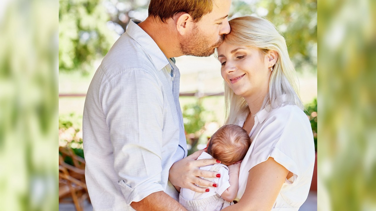 Das „Bauer sucht Frau“-Paar Gerald und Anna mit Sohn Leon.