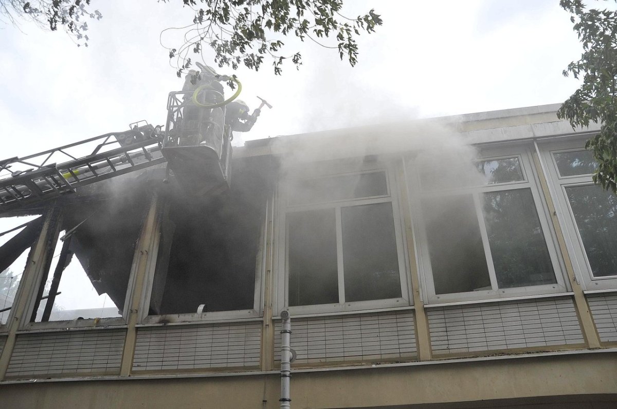 Brand Jeanette-Wolff-Realschule Dinslaken.jpg