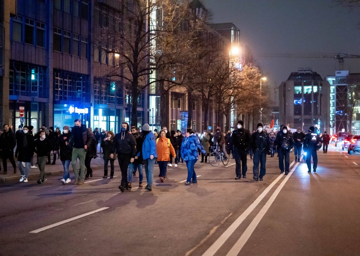 Corona-Impfgegner-Protest.jpg