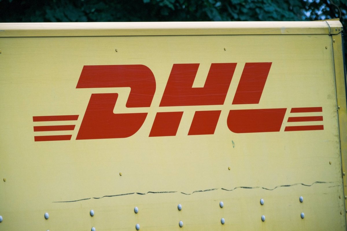 DHL.jpg