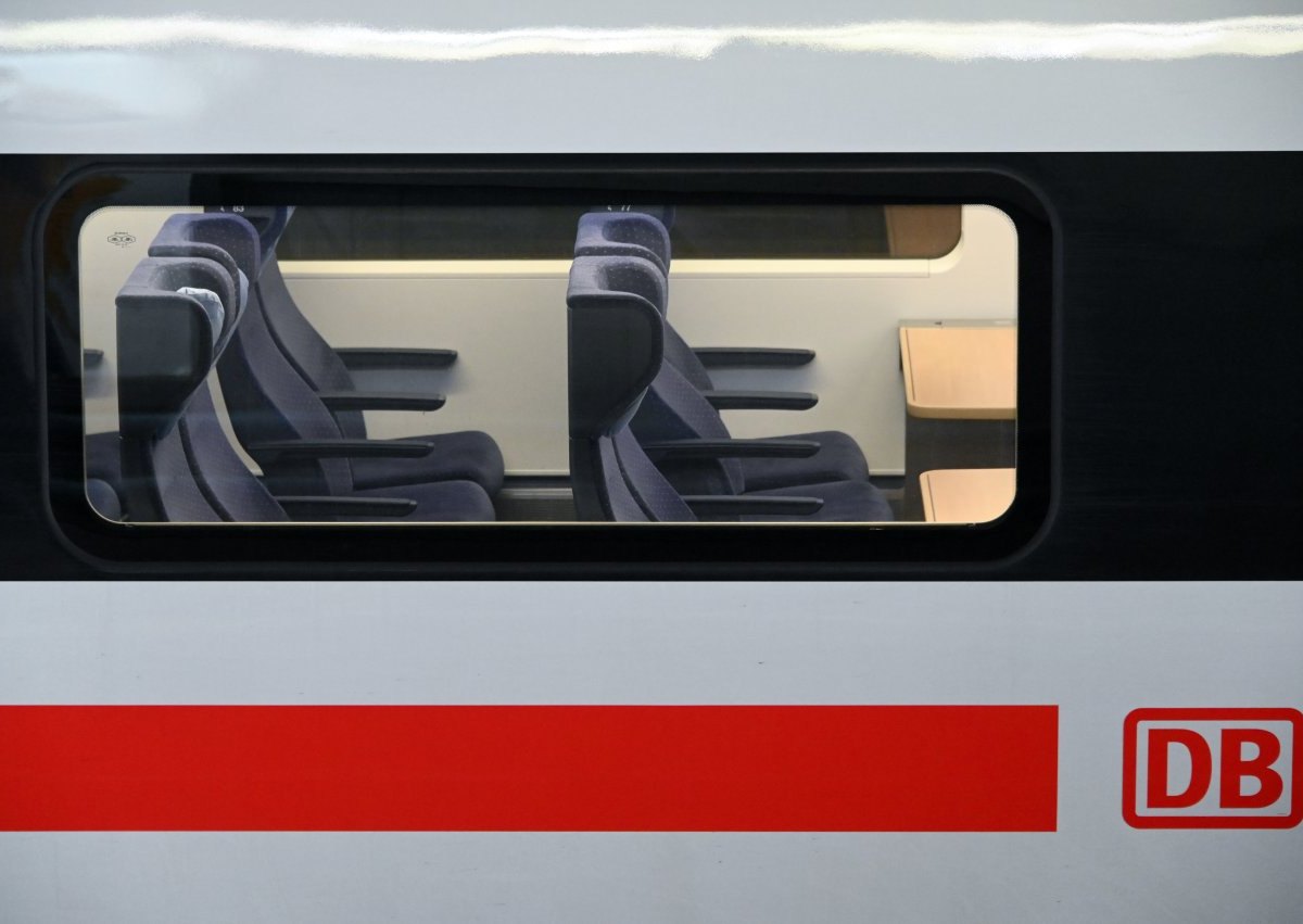 Deutsche Bahn.jpg