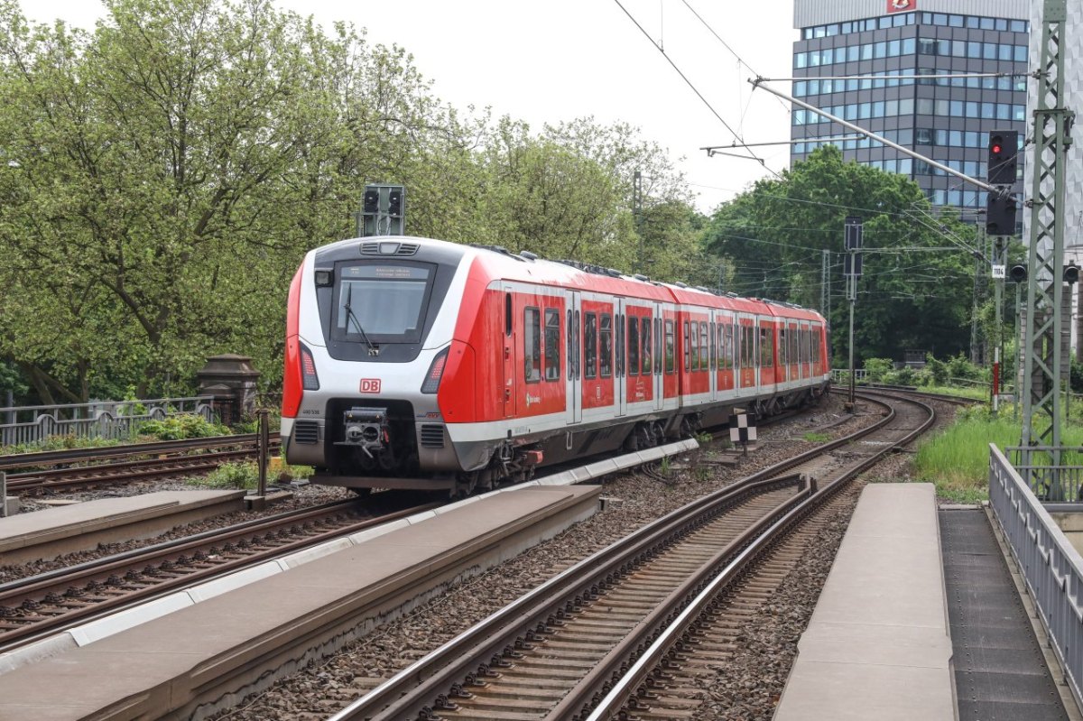 Deutsche Bahn.jpg