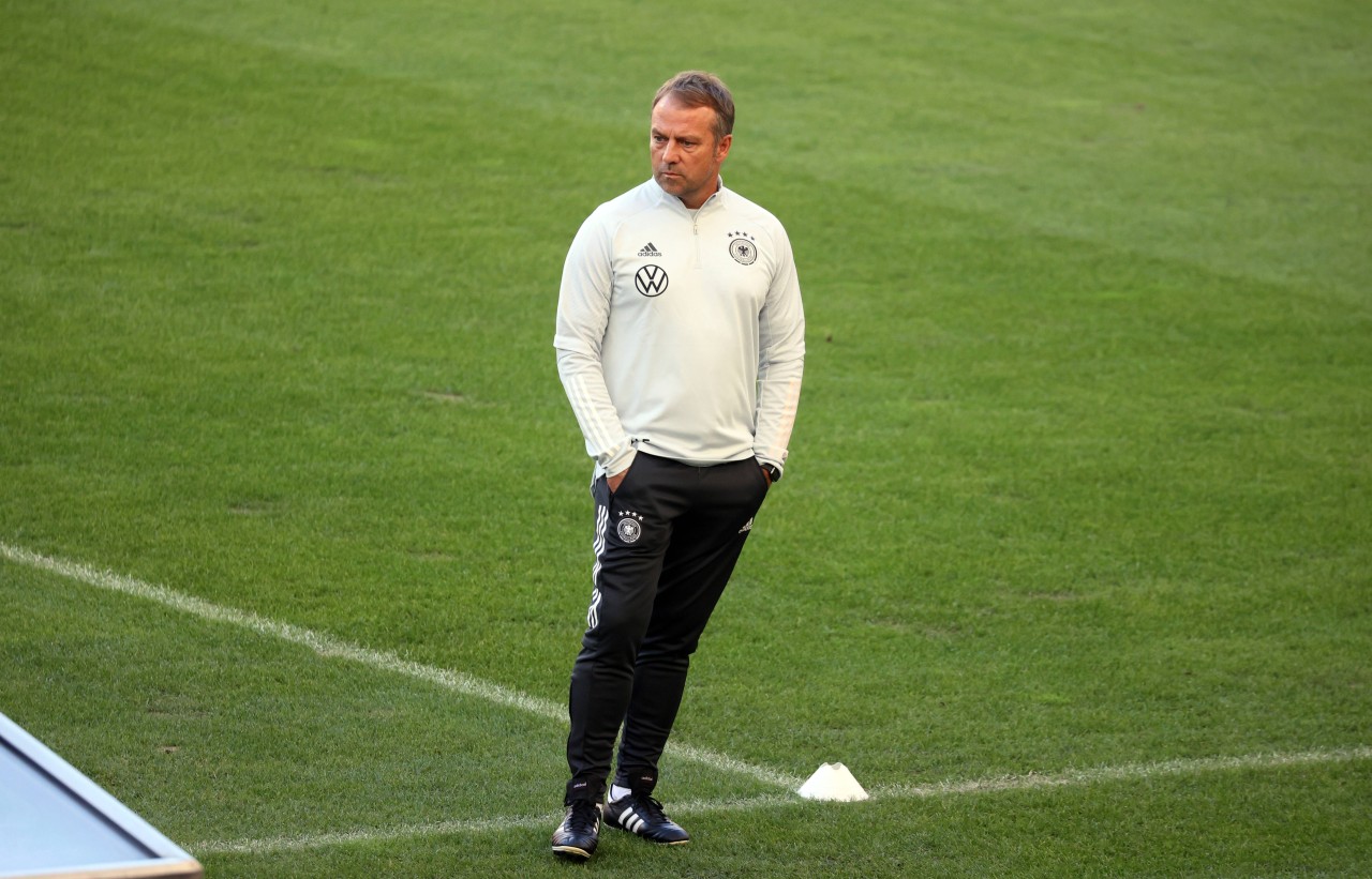 Beim Doppelpass auf Sport 1 wurde viel über DFB-Trainer Hansi Flick diskutiert.