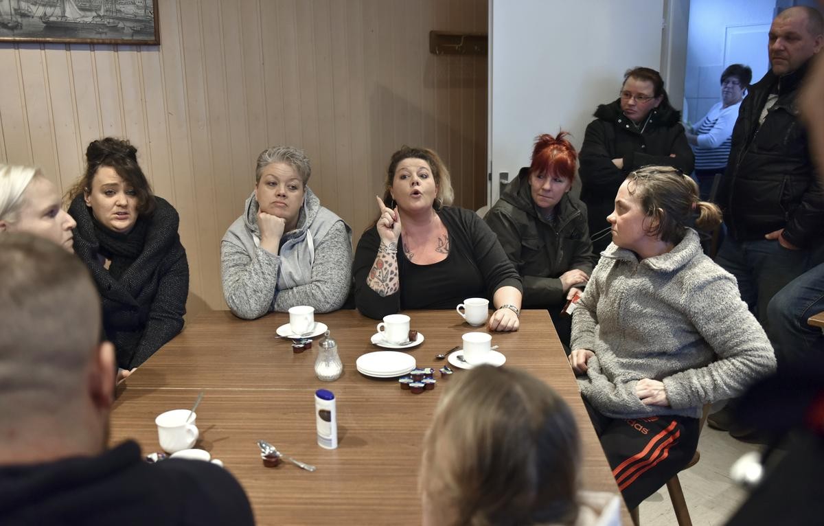 Anwohner der Dickelsbachsiedlung in Duisburg möchten nicht, dass sich die Tafel an einer alten Feuerwache am Rande der Siedlung ansiedelt.