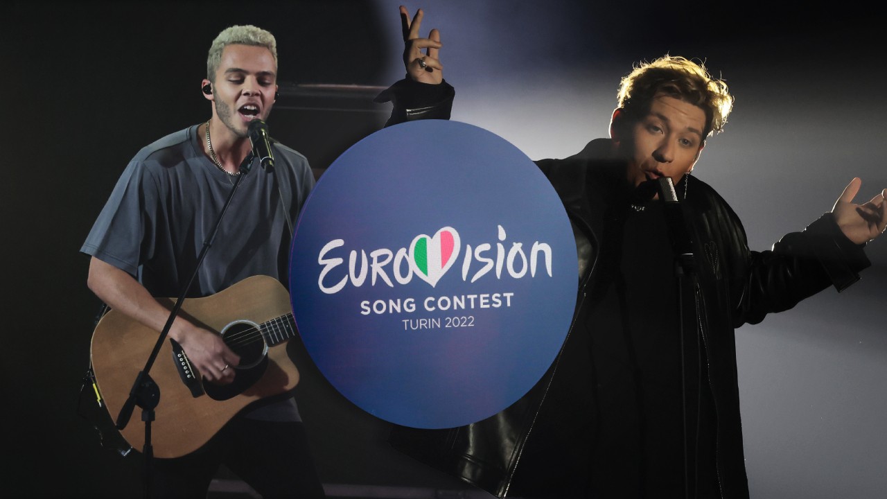 Für Malik Harris (l.) entpuppte sich der ESC 2022 als riesiger Flop, doch noch härter hat es Marius Bear aus der Schweiz (r.) getroffen.