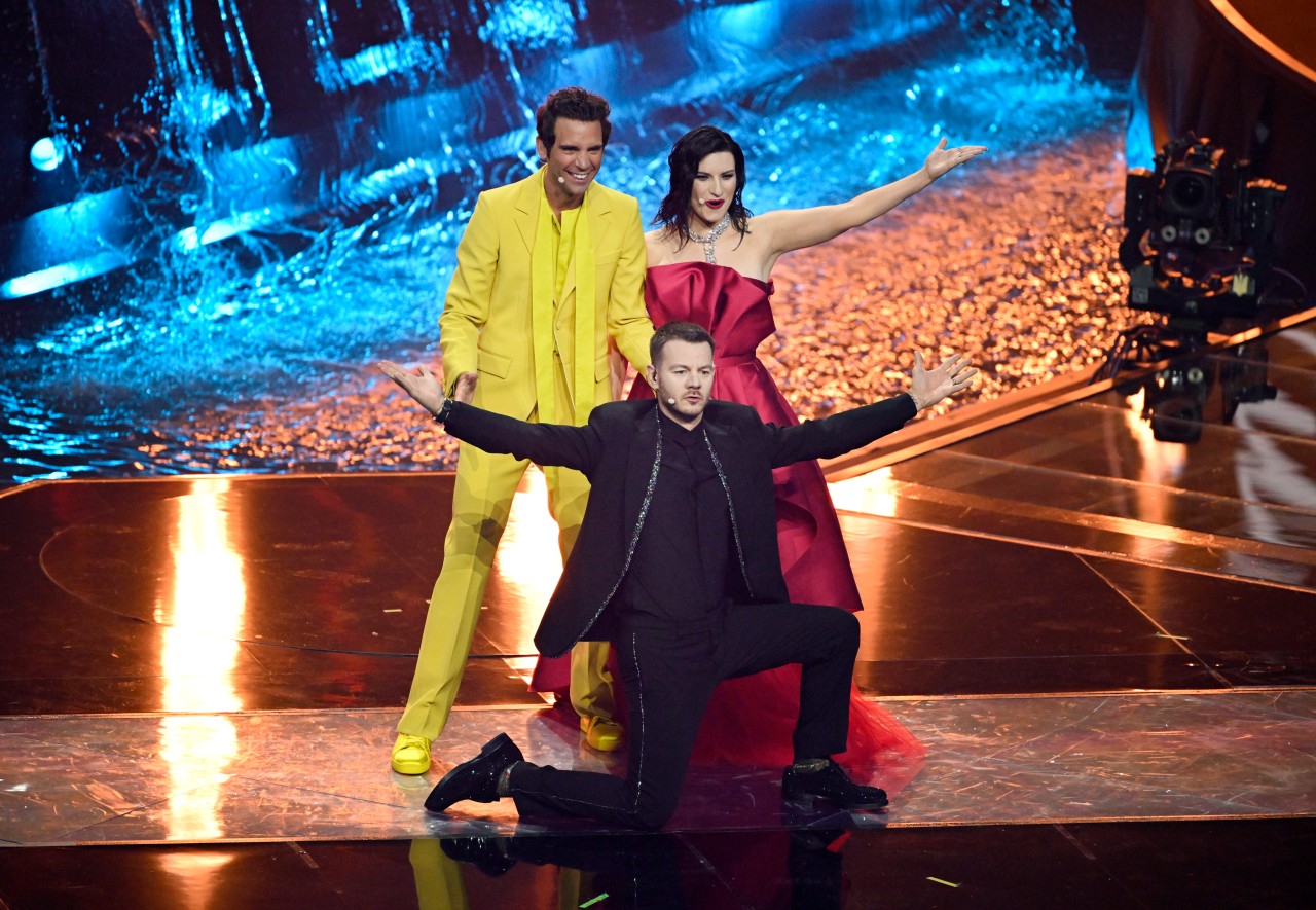 Die ESC-2022-Moderatoren, Mika, Laura Pausini und Alessandro Cattelan.