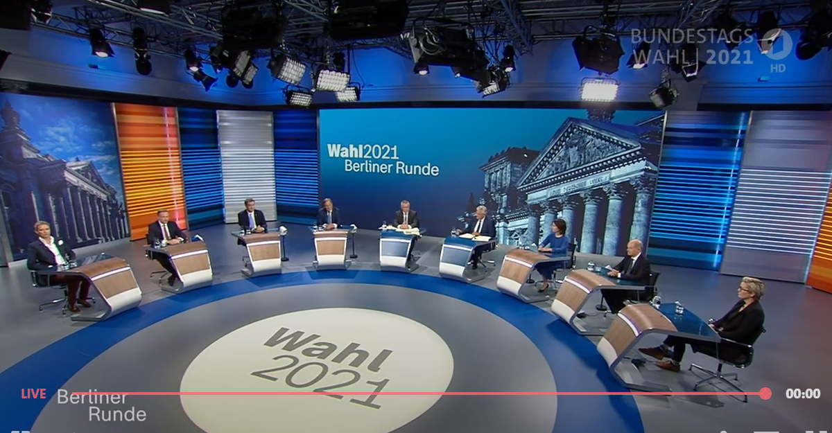 Elefantenrunde nach der Bundestagswahl.png