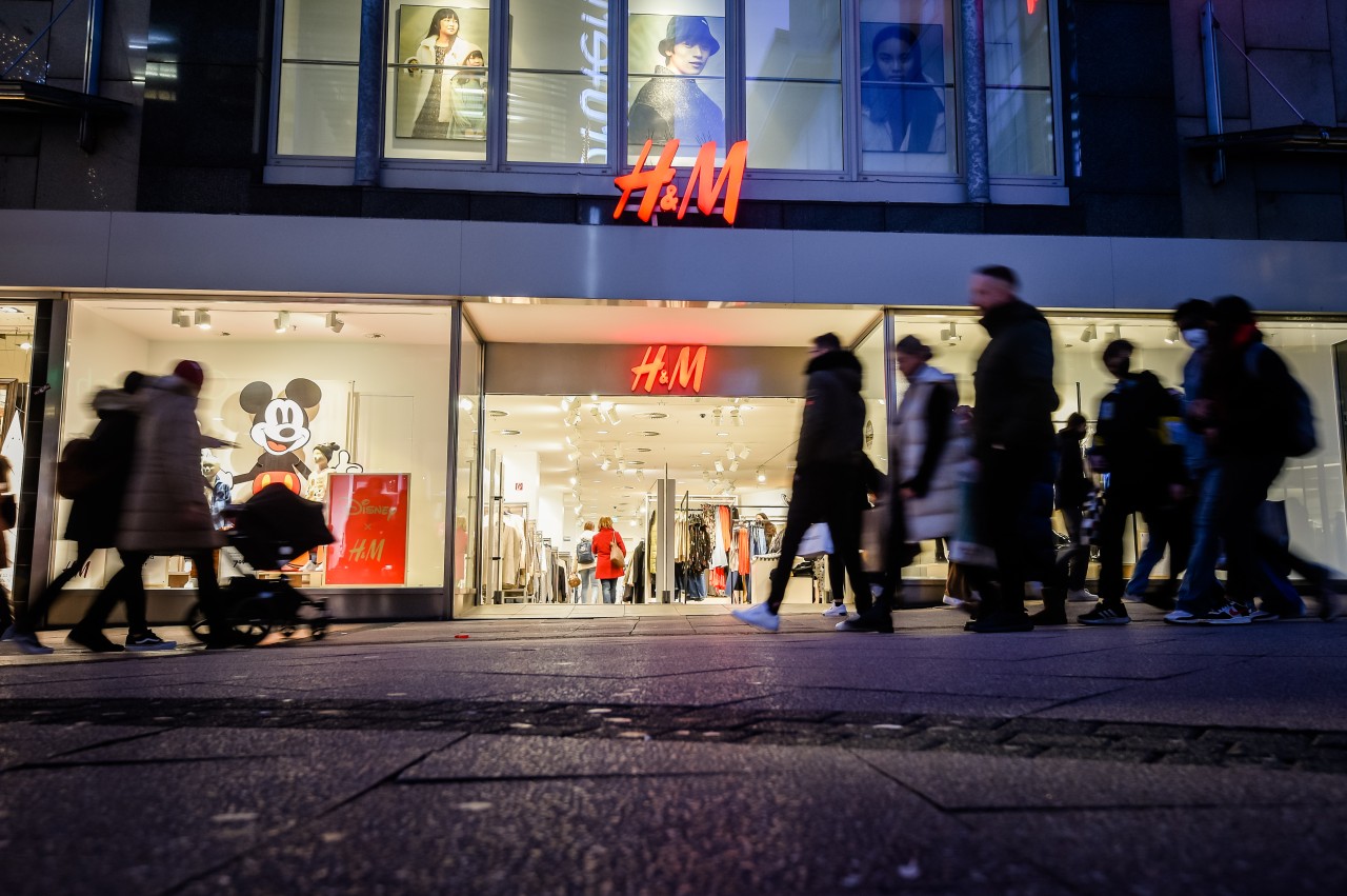 „H&M“ schließt seine Filiale an der Limbecker Straße in Essen.