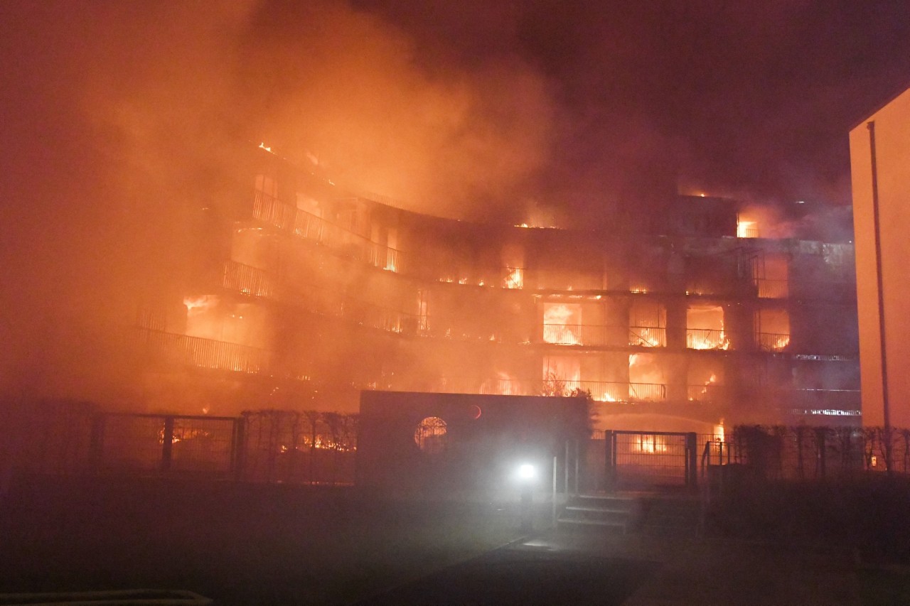 In Essen stand im Februar ein kompletter Gebäudekomplex lichterloh in Flammen. Jetzt gibt es neue Erkenntnisse.