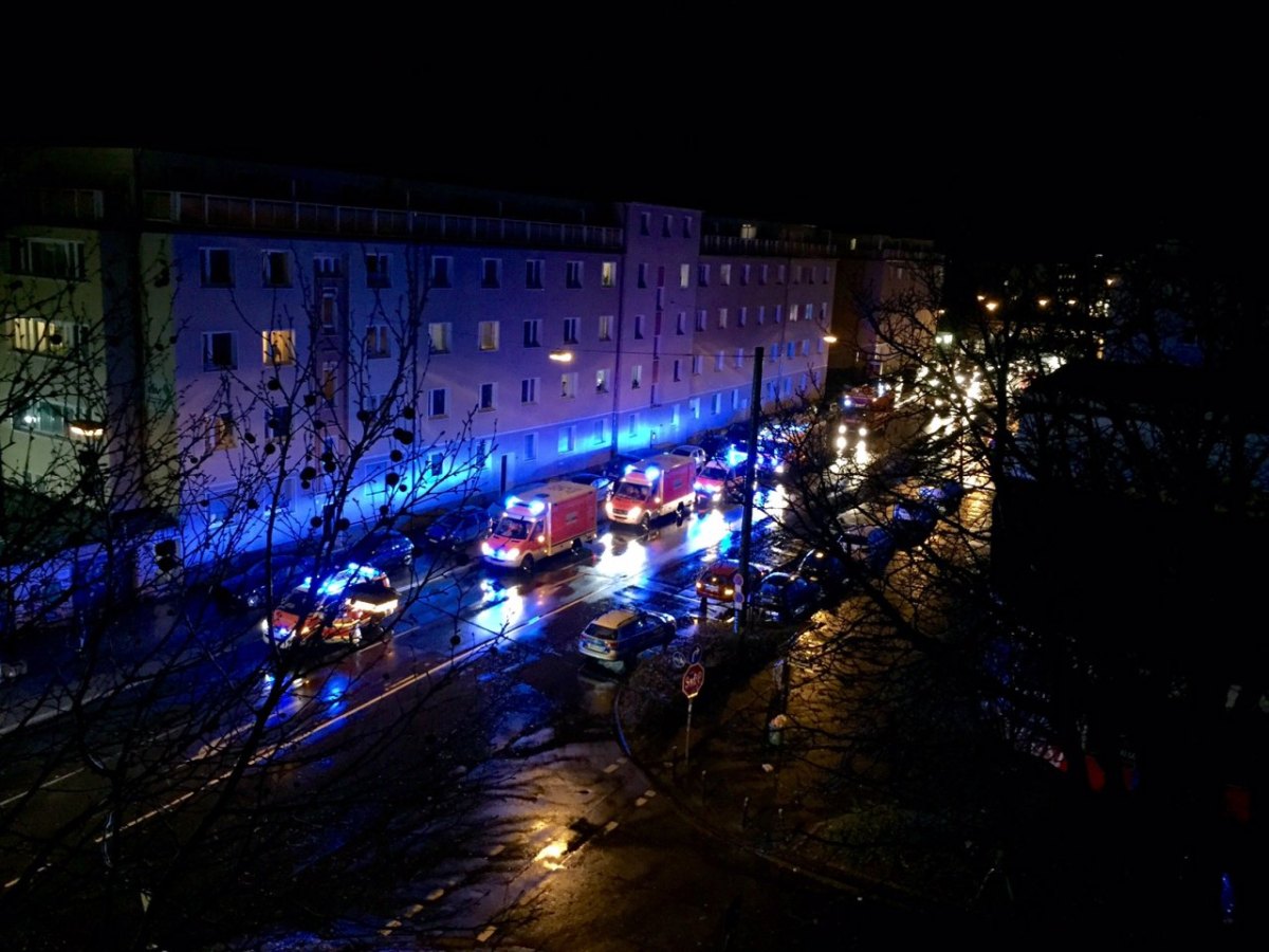 Feuerwehr_in_Duesseldorf_Unwetter_Foto_Monika_Idems.jpg