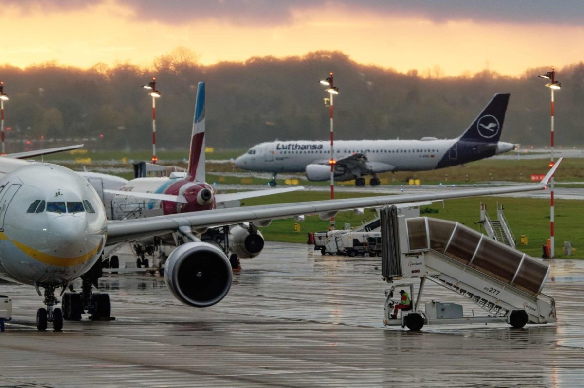 Flughafen_Düsseldorf.jpg