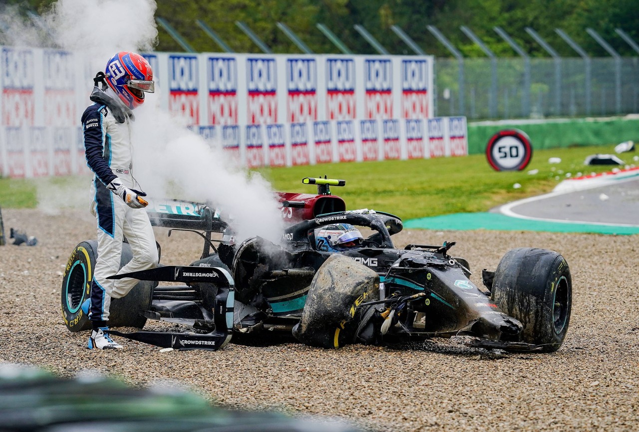 Formel 1: George Russell stellte Valtteri Bottas zur Rede.