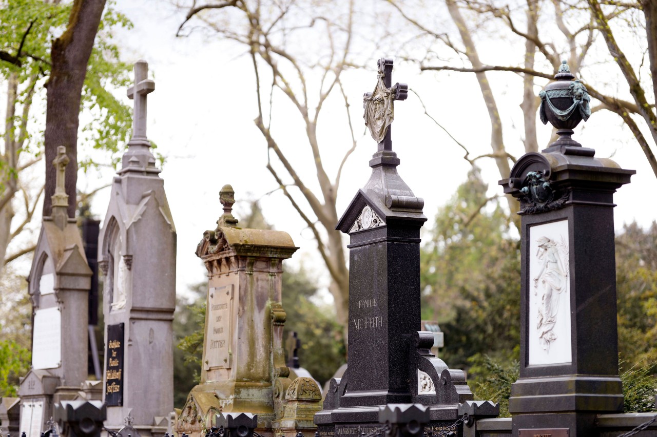Ein wirklich trauriger Anblick, den eine Frau aus Essen da auf einem Friedhof in Haarzopf machen musste (Symbolfoto).