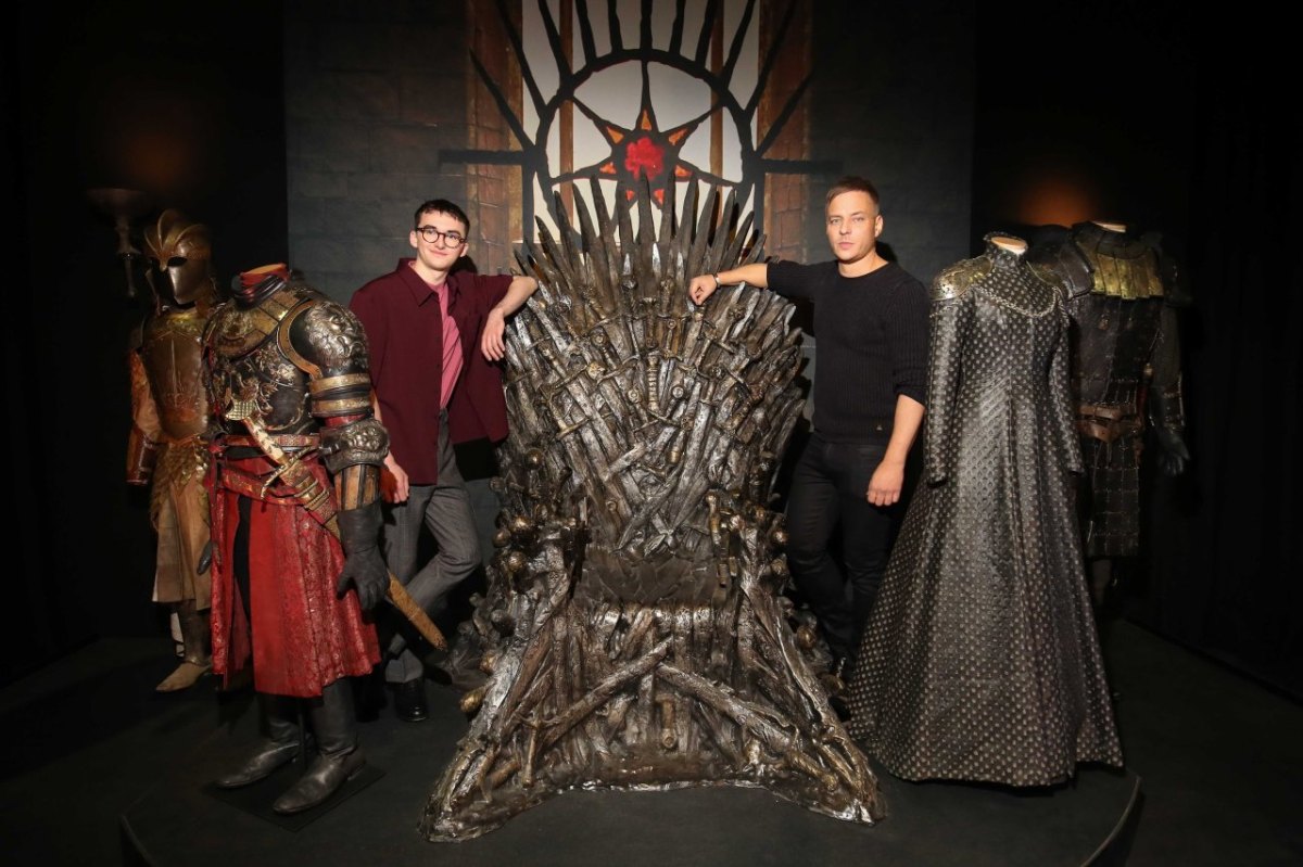 GAME_OF_THRONES_EXHIBITION_Isaac_Hempstead_Wright_Tom_Wlaschiha_IRON_THRONE_(c)Marc_Vollmannshauser.jpg