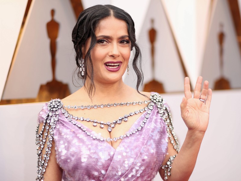 Ist das etwa ein vulkanischer Gruß? Salma Hayek Pinault 